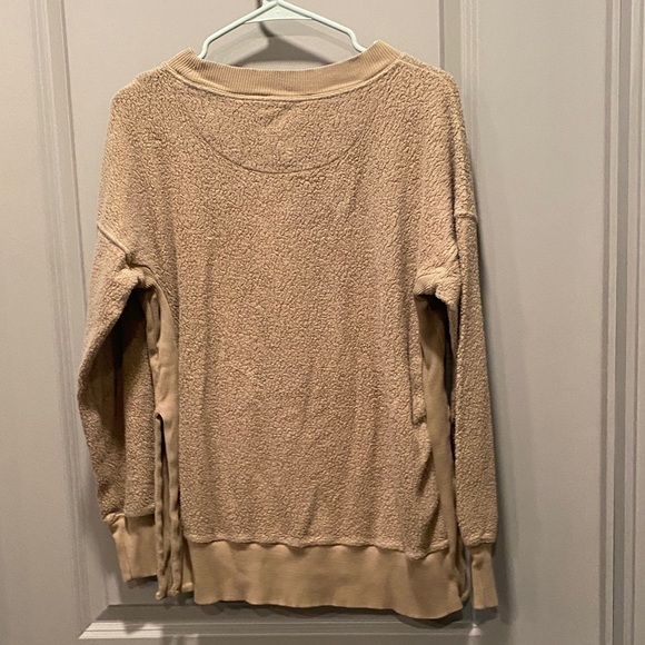 Aerie Chilled Out Beige Fuzzy Sweater Size XS - Picture 7 of 7